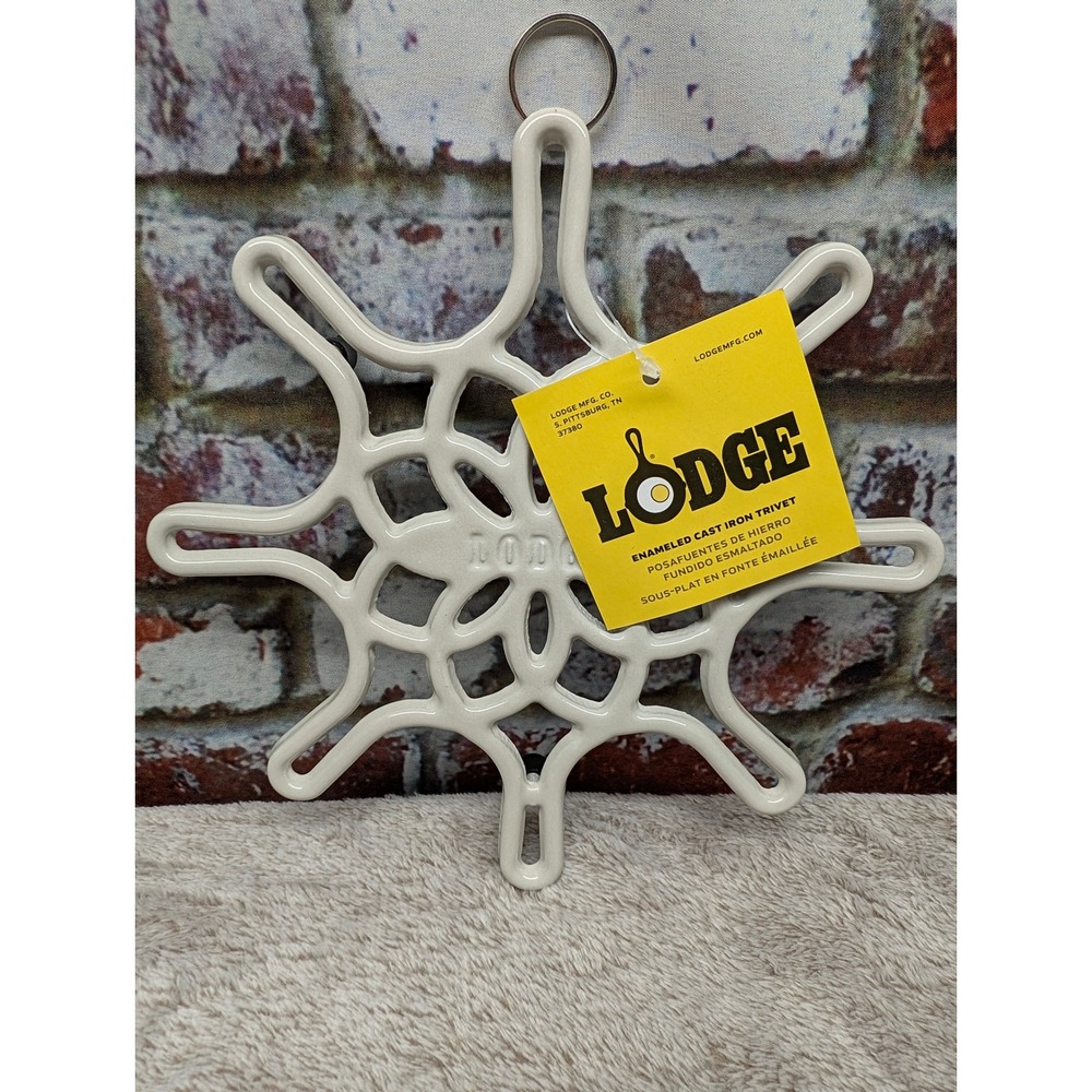 Lodge 8" Enameled Cast Iron Snowflake Trivet Oyster White EC8ST13